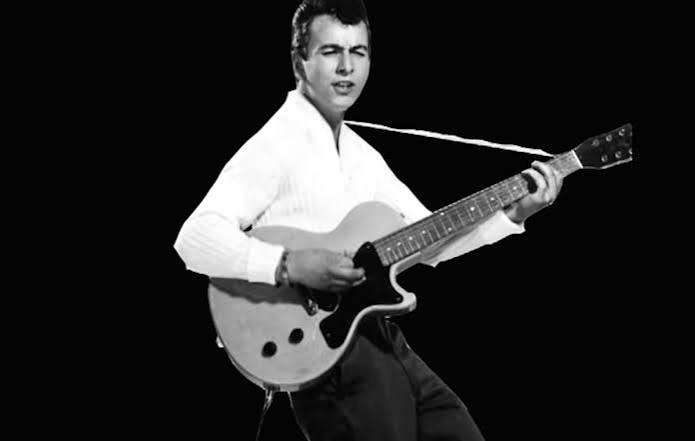 Rockabilly pioneer Vernon Taylor has died at 88, just one day after his brother. Discover his life, music career, Sun Records journey, and lasting legacy.